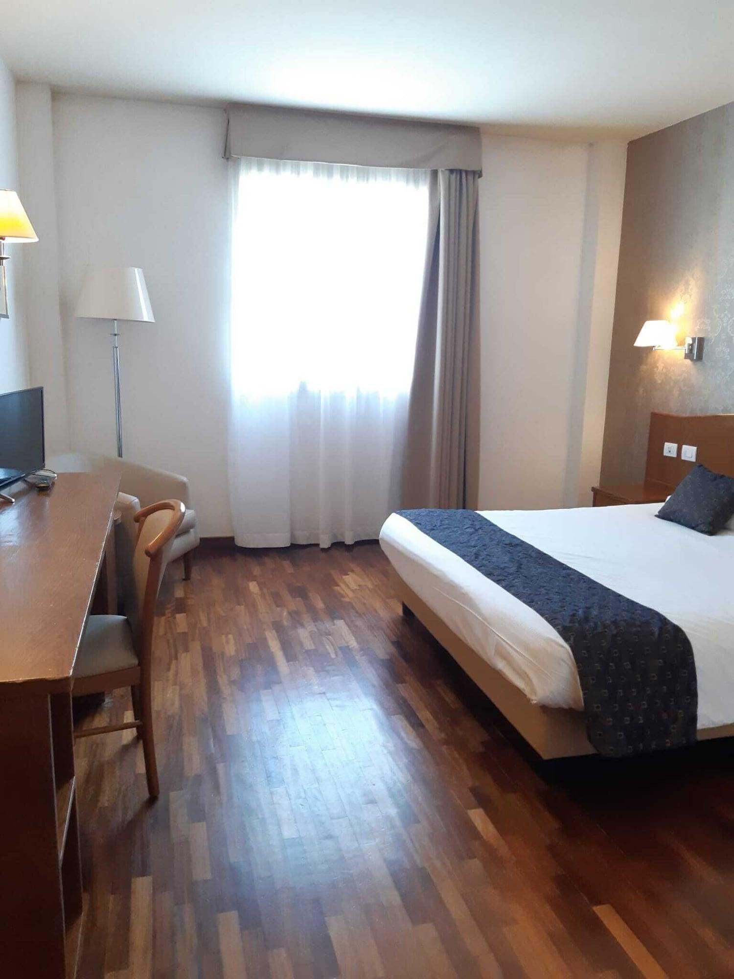 Hotel Datini Prato  Luaran gambar