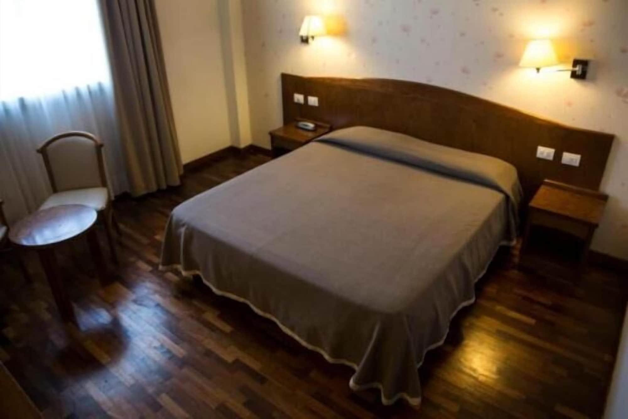 Hotel Datini Prato  Luaran gambar